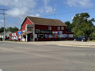 8990 E Pere Marquette, Clare, Michigan 48617, Amerika Birleşik Devletleri