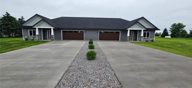 605 W Colfax Street, Parkers Prairie, Minnesota 56361, USA