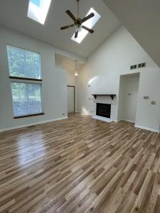4440 Larkspur Lane, Lake In The Hills, Illinois 60156