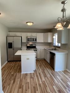 4440 Larkspur Lane, Lake In The Hills, Illinois 60156