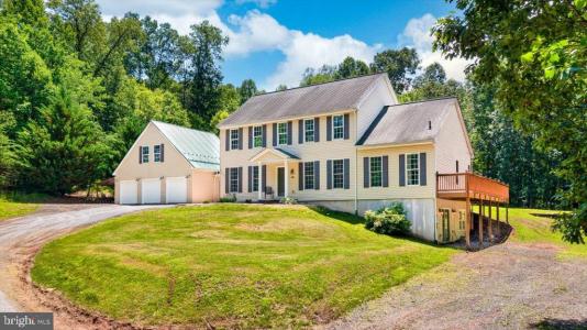 14145 Roberts Road, Hancock, Maryland 21750, USA