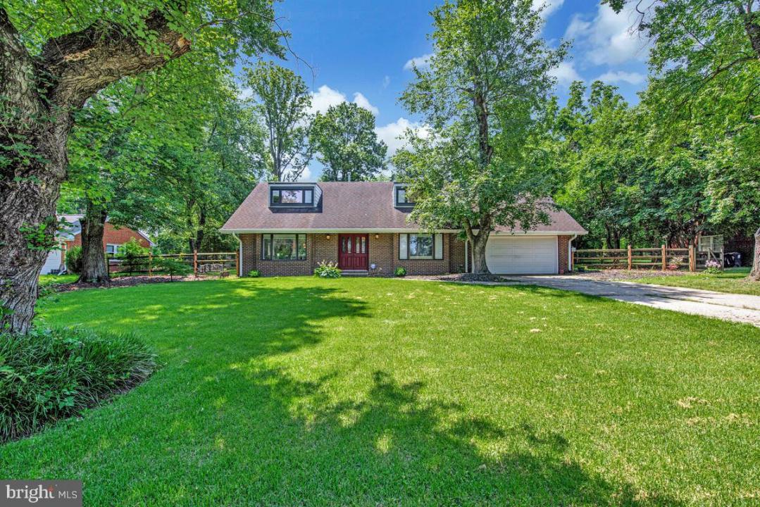 8825 Briarcroft Lane, Laurel, Maryland 20708