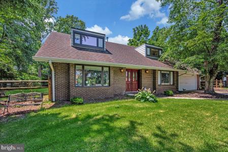 8825 Briarcroft Lane, Laurel, Maryland 20708