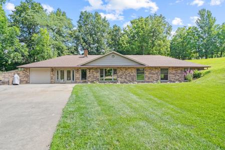 17915 SCENIC DR, BOONVILLE, Missouri 65233, USA