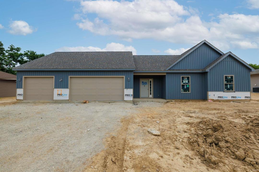 980 E Hawthorn Lane, Columbia City, Indiana 46725