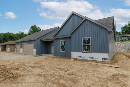 980 E Hawthorn Lane, Columbia City, Indiana 46725