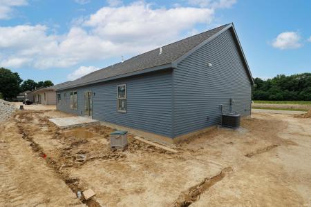 980 E Hawthorn Lane, Columbia City, Indiana 46725