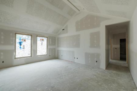 980 E Hawthorn Lane, Columbia City, Indiana 46725