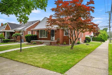 8904 Becker Avenue, Allen Park, Michigan 48101, États-Unis