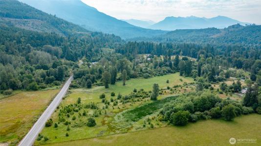 48045 Moen Road, Concrete, Washington 98237, USA