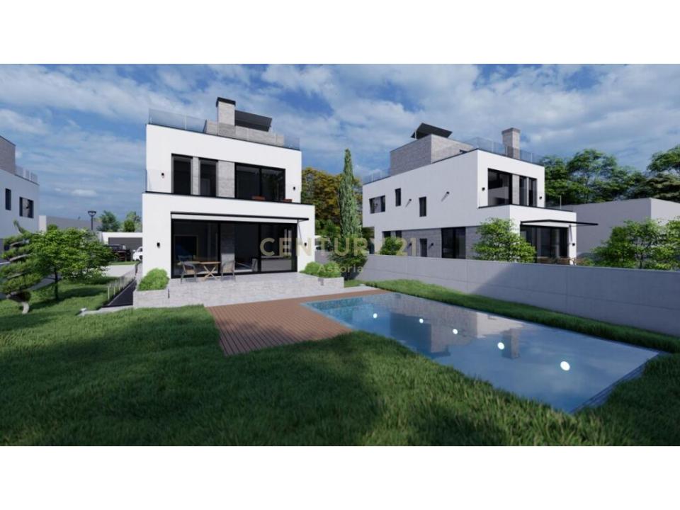 Qendra Tregtare TEG, Tirana, Albania