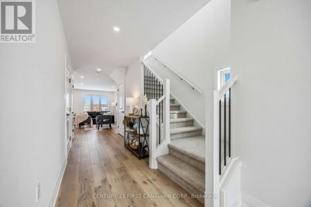 483 HURON STREET, Plympton-wyoming (plympton Wyoming), Ontario N0N 1T0, Canada
