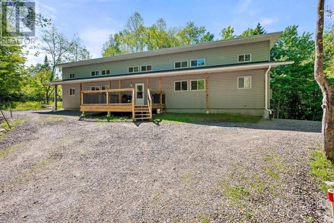 51 FARMCREST AVENUE, Dysart Et Al (dysart), Ontario K0M 1S0, CANADÁ