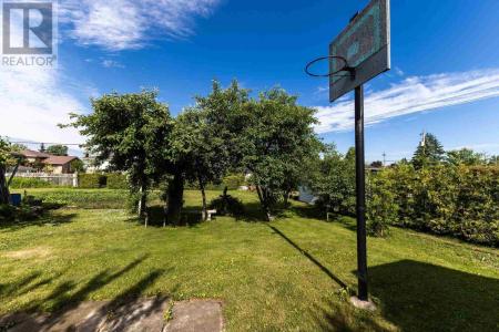 245 GRAND BLVD, Sault Ste. Marie, Ontario P6B 4S9, Canada