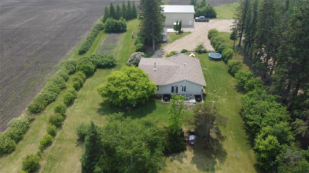 136104 PTH 42 HIGHWAY, Shoal Lake, Manitoba R0J 1Z0, Canada