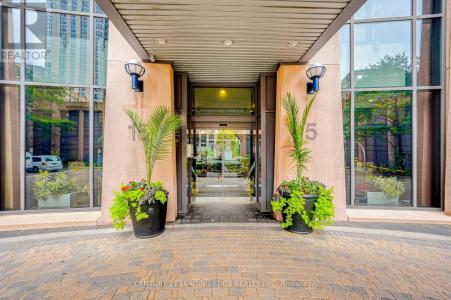 15 NORTHTOWN WAY, Toronto (willowdale East), Ontario M2N 7A2, Canadá