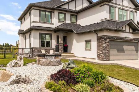 102 RANCH ROAD, Okotoks, Alberta T1S 0K8, Canada