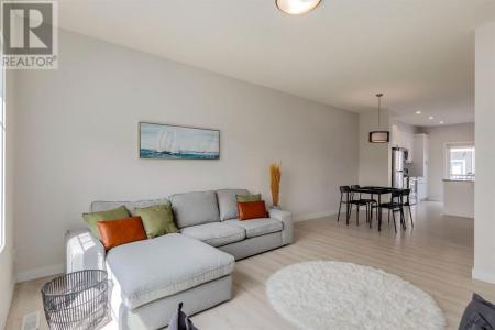 536 CANALS CROSSING SOUTHWEST, Airdrie, Alberta T4B 4L3, Kanada