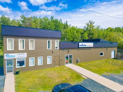 605 Fourth Street, Keewatin, Ontario P0X 1C0, Canada