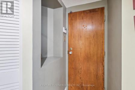 295 GILMOUR STREET, Ottawa, Ontario K2P 0P7, CANADÁ