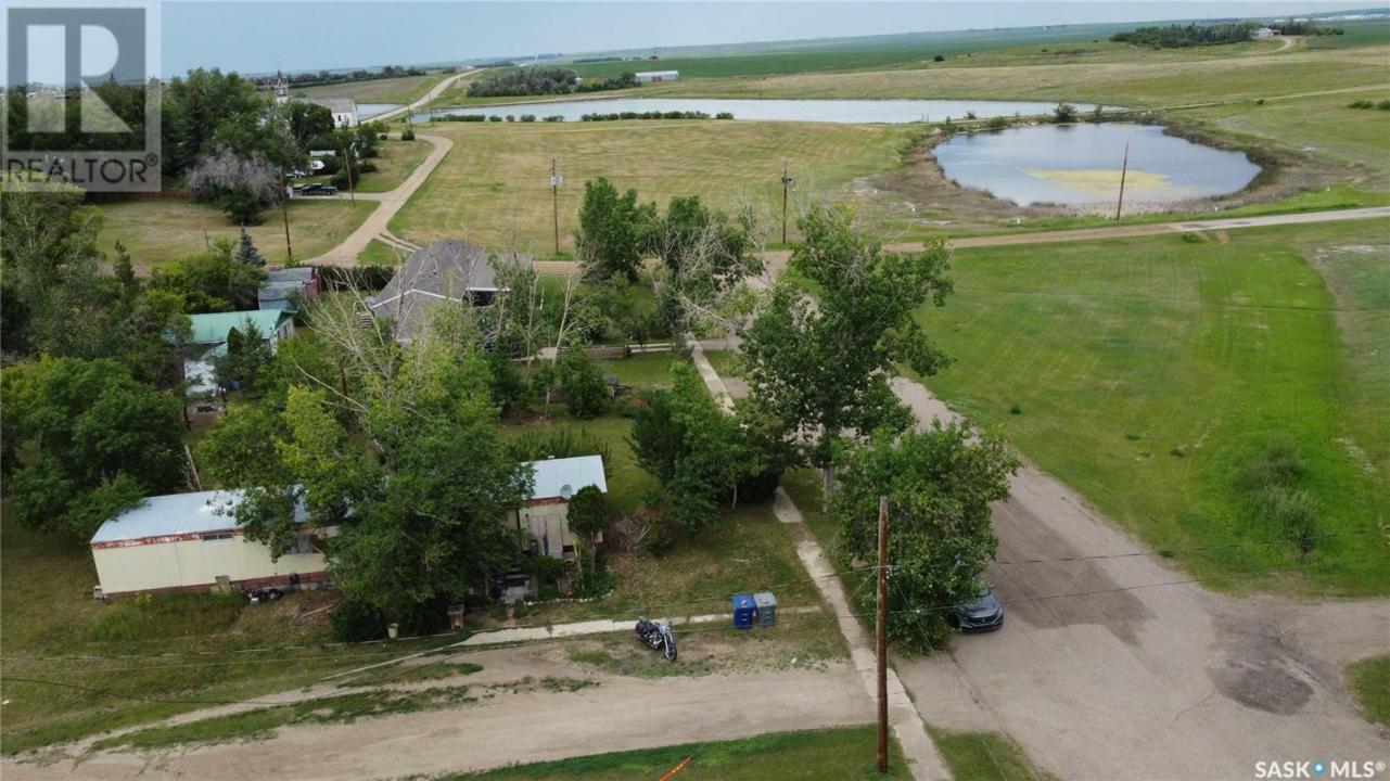 316 KLASSEN STREET, Herbert, Saskatchewan S0H 2A0, Canada