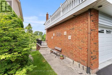 104 FROST DRIVE, Whitby (lynde Creek), Ontario L1P 1C9, Canada
