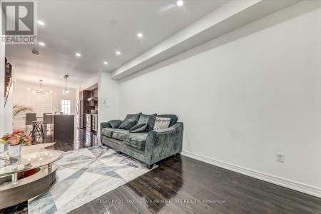 27 RED BRICK ROAD, Markham (cornell), Ontario L6B 0T8, Canadá