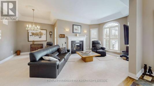 22 PUTNEY ROAD, Caledon (caledon East), Ontario L7C 1R4, Canadá