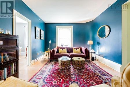 1300 QUEEN STREET, Halifax, Nova Scotia B3J 2H5, Canada