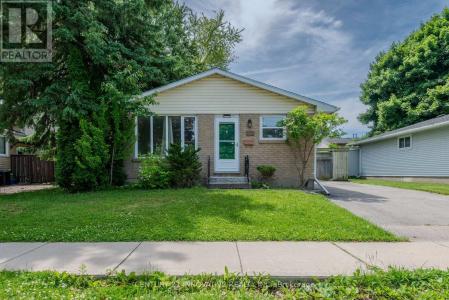 63 ARDSLEY ROAD, London North (north I), Ontario N6G 3J4, Canada