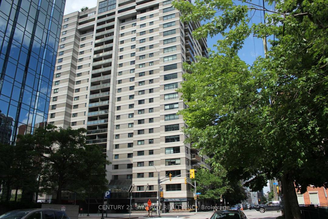 199 KENT STREET, Ottawa Centre, אונטריו K2P 2K8, קנדה 