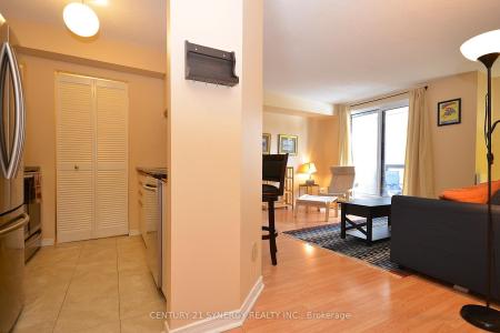199 KENT STREET, Ottawa Centre, אונטריו K2P 2K8, קנדה 