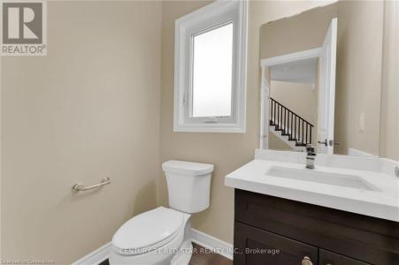 55 LAURENT AVENUE, Welland, Ontario L3B 0E2, Kanada
