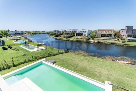 Av de los Lagos , Escobar, GBA Norte 1625, Argentina