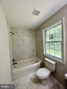 982 Mattox Avenue, Colonial Beach, Virginia 22443, Amerika Birleşik Devletleri