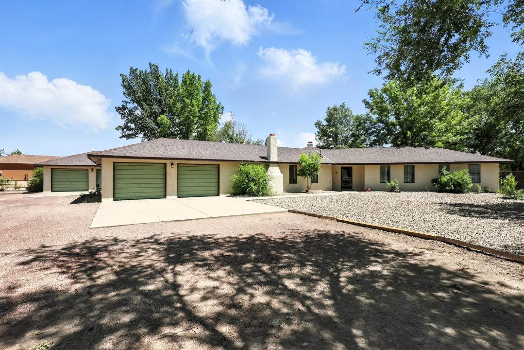 6 Shady Lane, Los Lunas, 新墨西哥州 87031, 美國
