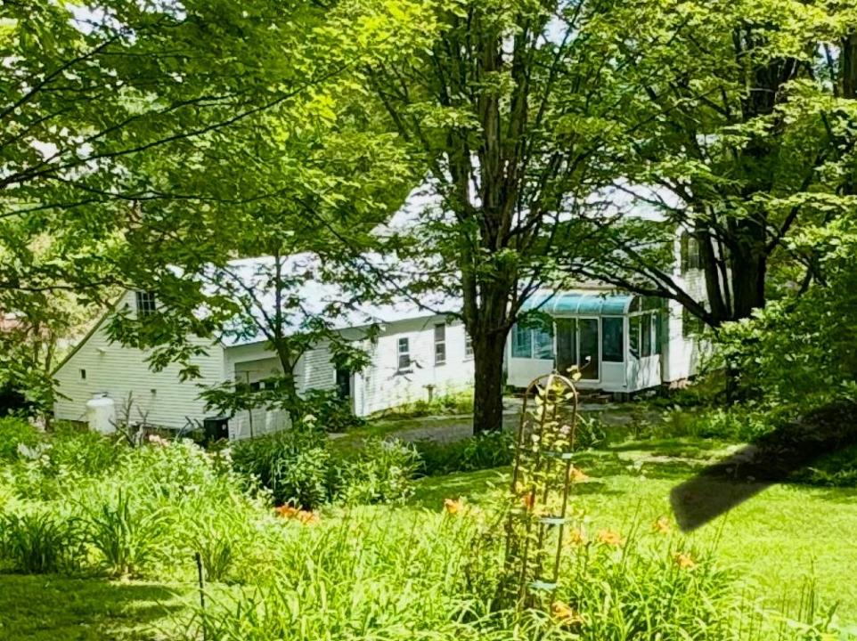 119 Main Street, Putney, Vermont 05346