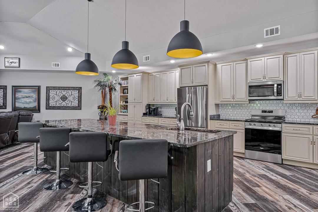 8203 Oak Creek Lane, Harrisburg, Arkansas 72432, USA