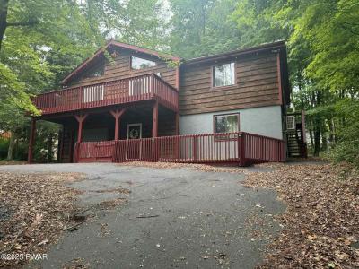 71 Woodhill Lane, Lake Ariel, Pennsylvania 18436, Estados Unidos