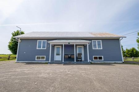 17 1er-et-2e Rang E., Quebec G0L 4H0, Canadá