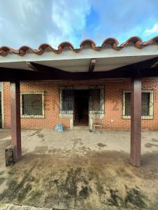av/paurito, 8vo anillo a 2 cuadras del hospital plan 3000 , Este, Santa Cruz 00001, Bolívia