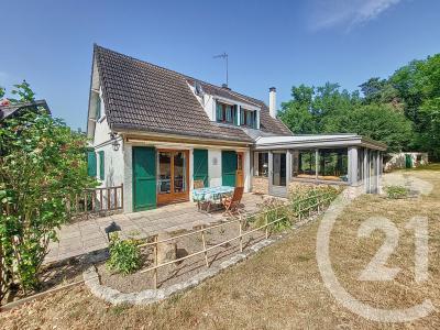 Darvault, Île-de-France 77140, France