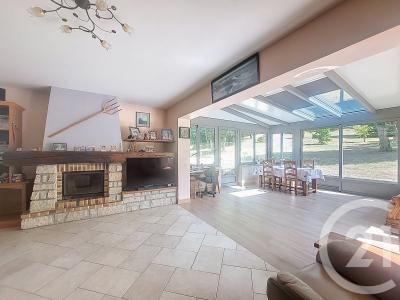 Darvault, Иль-де-Франс 77140, Франция