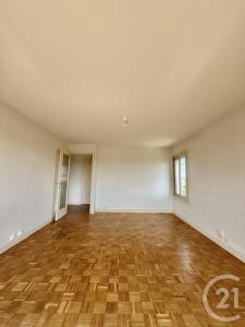Moulins, Alvernia 03000, Francia