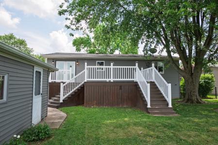 24 Pinewood Road, Litchfield, Illinois 62056