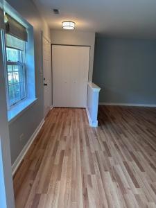 1186 Greenwood Circle, Woodstock, Illinois 60098
