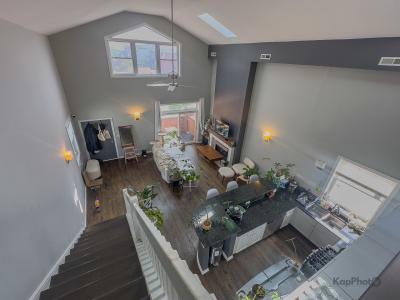 1942 W Armitage Avenue , 3, Chicago, Illinois 60622, USA
