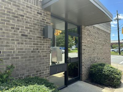 114 S Maple St Street, Graham, NC 27253, USA