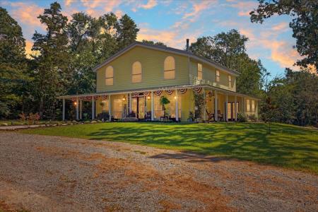 1320 County Road 1450, Bonham, Texas 75418, USA