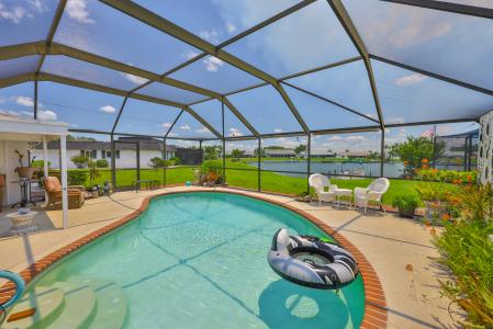 1811 Milford Cir, Sun City Center, Florida 33573, Estados Unidos